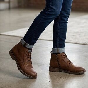 Steve Madden Tan Leather Lace-Up Boots